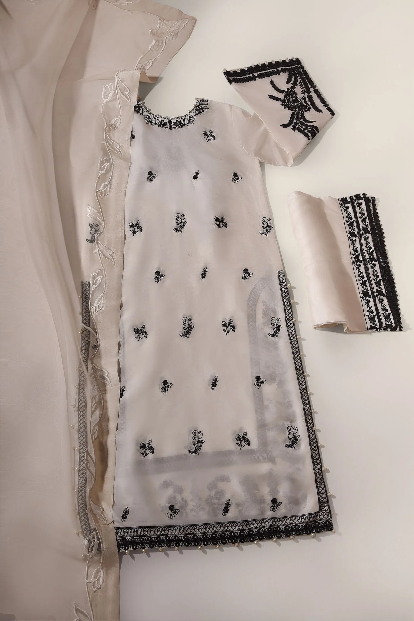 Zoha - Image 4