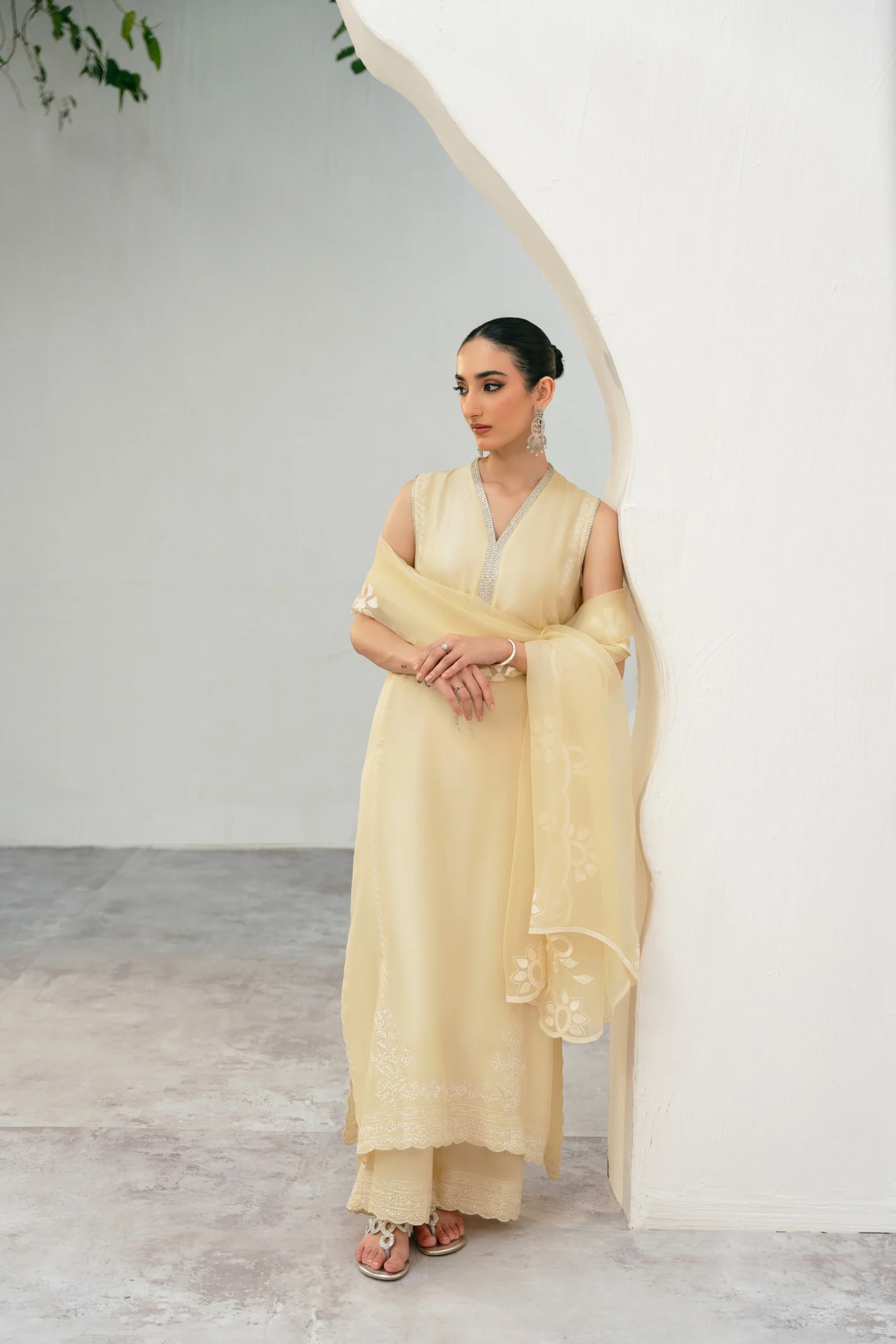 Zohreh - Image 6